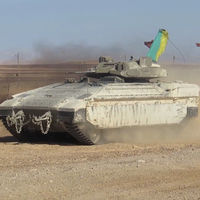 pic-namer-heavy-apc-israel-dengan-trophy-aps