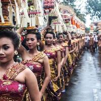 10-festival-keren-yang-bisa-kamu-saksikan-di-bulan-agustus-ini