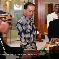 koleksi-keris-milik-jokowi-akan-disimpan-di-museum-keris