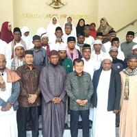 temui-wapres-jk-30-kepala-suku-papua-pamit-berangkat-haji