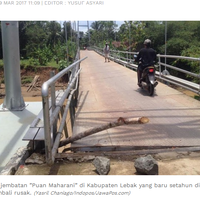 baru-2-tahun-jembatan-rp17-miliar-sudah-ambruk