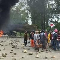 rusuh-di-freeport-eks-karyawan-bakar-fasilitas-perusahaan