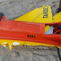 heboh-bangkai-pesawat-misterius-jatuh-di-pantai-garut