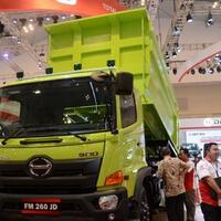 200-an-unit-truk-dan-bus-hino-terpesan-selama-11-hari-pameran