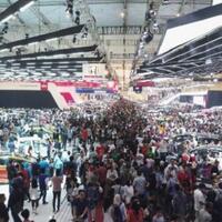 jejeran-mobil-paling-mahal-di-arena-giias-2017-lalu