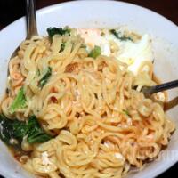 hati-hati-challenge-makan-mie-instan-extra-pedas-bisa-bikin-tuli-sementara