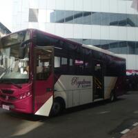 pt-transjakarta-pamerkan-royaltrans-bus-transjakarta-untuk-mereka-yang-merasa-kaya