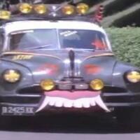 sulit-dipercaya-5-mobil-paling-unik-aneh-dan-keren-abis-yang-pernah-ada-di-dunia