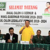 ketua-dpd-ntt-golkar-hengkang-ke-hanura