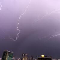 bmkg-waspada-hujan-disertai-petir-di-bogor-pada-sore-hari