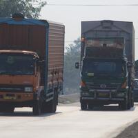 libur-iduladha-truk-angkutan-barang-dilarang-melintasi-tol-jakarta-brebes