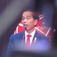 cerita-jokowi-ingin-gaplok-petugas-gara-raga-rumitnya-investasi