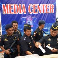 diapresiasi-bea-dan-cukai-kepri-berhasil-sita-ribuan-ponsel-selundupan