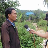 orang-ini-berhasil-menemukan-ponsel-tanpa-baterai