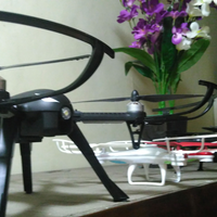hangout-corner-quadcopter-multicopter-drone--ap-7dronian7