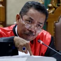 hakim-binsar-usulkan-tes-keperawanan-sebelum-menikah