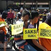 hukuman-melecehkan-anak-punk-perempuan-imam-dikepruk-bata-sampai-mati