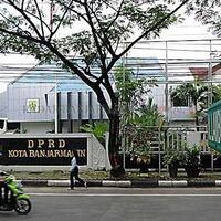 ott-di-banjarmasin-kpk-amankan-anggota-dprd
