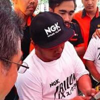 belajar-teknologi-busi-bareng-2-komunitas-mobil-kijang