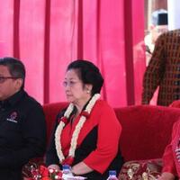 megawati-yang-membubarkan-pak-harto-kok-sekarang-pdip-disamakan-pki