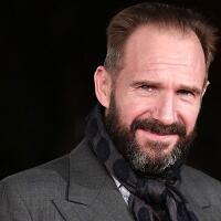 ralph-fiennes-peroleh-warga-negara-serbia