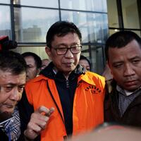 wali-kota-batu-resmi-ditahan