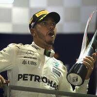 vettel-gagal-finis-hamilton-kokoh-di-puncak-klasemen