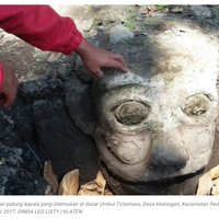 viral-di-medsos-penemuan-patung-kepala-mirip-badut-it-di-klaten