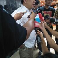 fahri-hamzah--berseragam-gerindra--fadli-zon-bercanda-saja