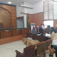 kpk-bawa-ratusan-lembar-bukti-keterlibatan-novanto