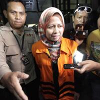 penahanan-tersangka-suap-hakim-tipikor-bengkulu-diperpanjang