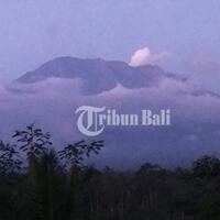 aktivitas-gunung-agung-meningkat-jumlah-pengungsi-capai-96086-jiwa