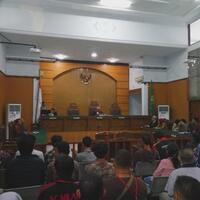 permohonan-praperadilan-novanto-diputuskan-besok