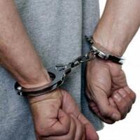 ayunkan-golok-saat-mau-ditangkap-polisi-pria-ini-roboh-setelah-didor-betisnya