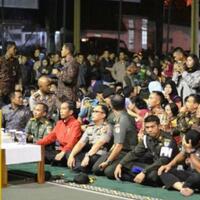 presiden-jokowi-bersama-warga-bogor-nonton-bareng-film-g30s-pki