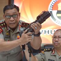 polri-bantah-senjata-untuk-brimob-mematikan