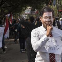 novanto-dipertimbangkan-pindah-rumah-sakit