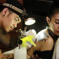 pertimbangkan-lagi-sebelum-putuskan-rajah-tato-di-anggota-tubuh