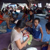 143-pengungsi-erupsi-gunung-agung-memilih-pulang