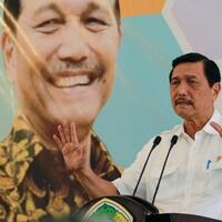 luhut-jamin-pencabutan-moratorium-pulau-g-bersih-kongkalikong