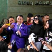 syahrini-berencana-biayai-perjalanan-umrah-10-orang-korban-first-travel