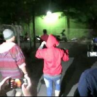 seranjang-dengan-istri-orang-oknum-polisi-digerebek-warga