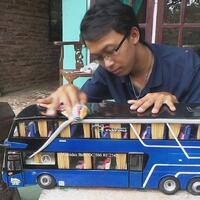 bus-bentuk-apapun-martin-bisa-dibikin-tiruan-mininya