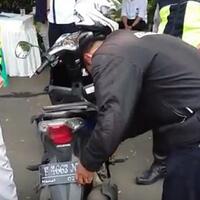 ketahui-jenis-pelat-nomor-yang-undang-priwitan-pak-polisi