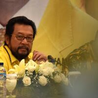 pertimbangan-golkar-mencopot-jabatan-yorrys