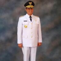 anies-curhat-seragam-dinasnya-kelonggaran