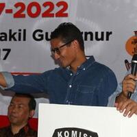 anies-sandi-bakal-gunakan-land-cruiser-selama-pimpin-dki