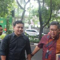 fuad-bernardi-diminta-bantu-telekonferensi-mega-dengan-risma