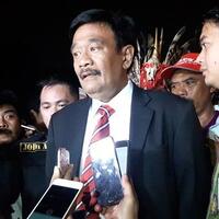 pagi-ini-djarot-diarak-keliling-jakarta-naik-kereta-kencana