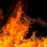 mobil-milik-pria-yang-berkelahi-dengan-tni-terbakar-benarkah